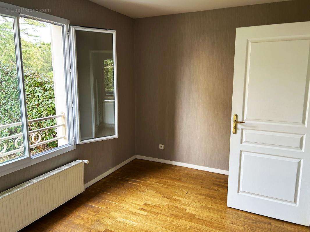 Appartement à CHASSELAY