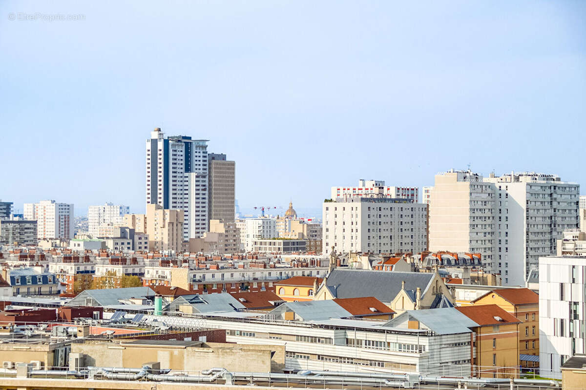Appartement à PARIS-14E