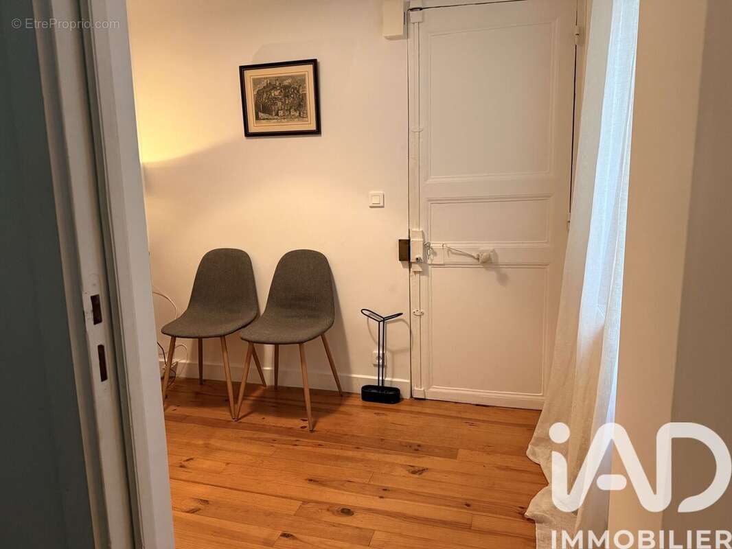 Photo 4 - Appartement à PARIS-9E