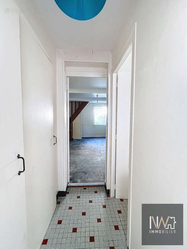 Maison à PORT-EN-BESSIN-HUPPAIN