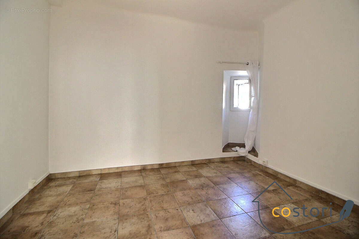 Appartement à TRANS-EN-PROVENCE