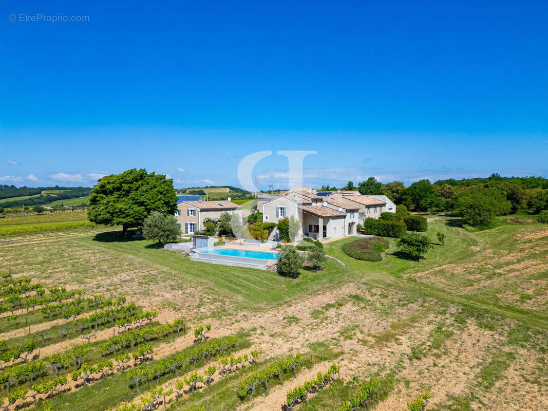 Maison à VAISON-LA-ROMAINE