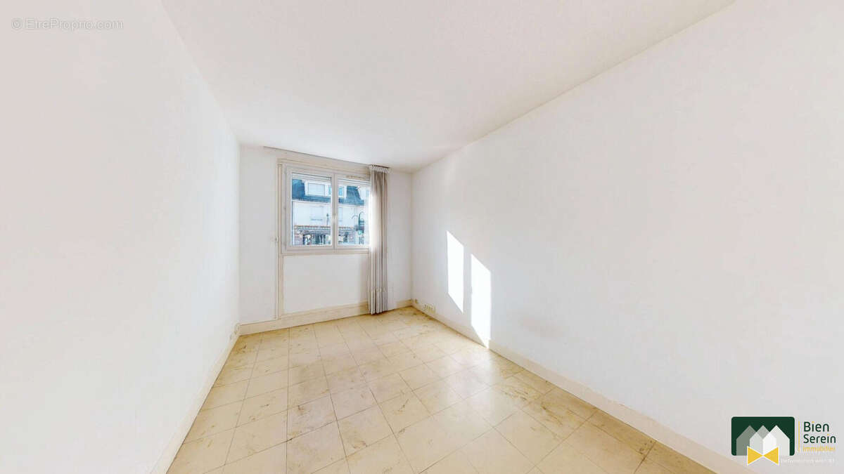 Appartement à MAINVILLIERS