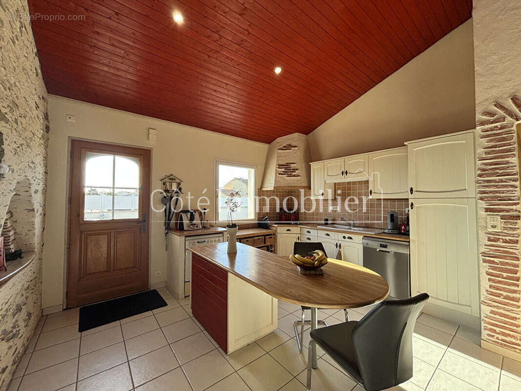 Maison à SAINT-MICHEL-CHEF-CHEF