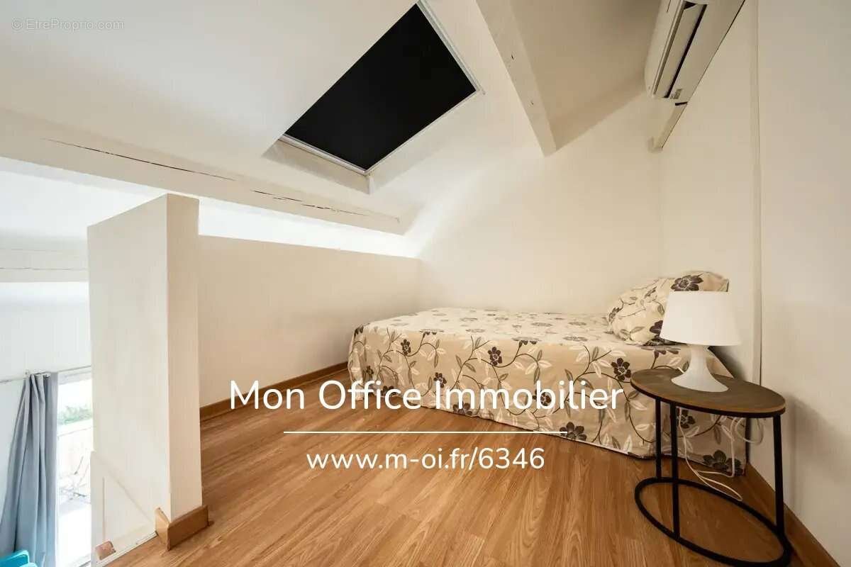 Appartement à MARSEILLE-5E