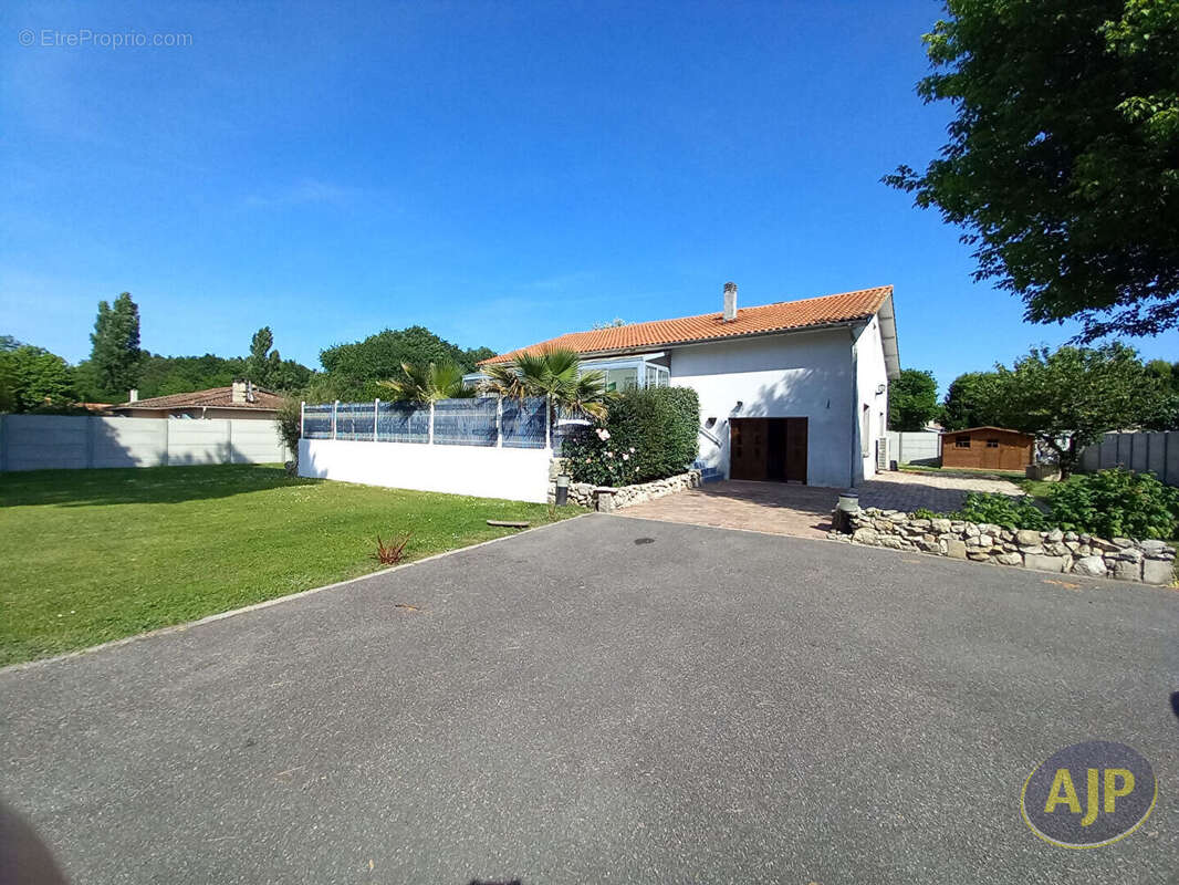 Maison à GAILLAN-EN-MEDOC