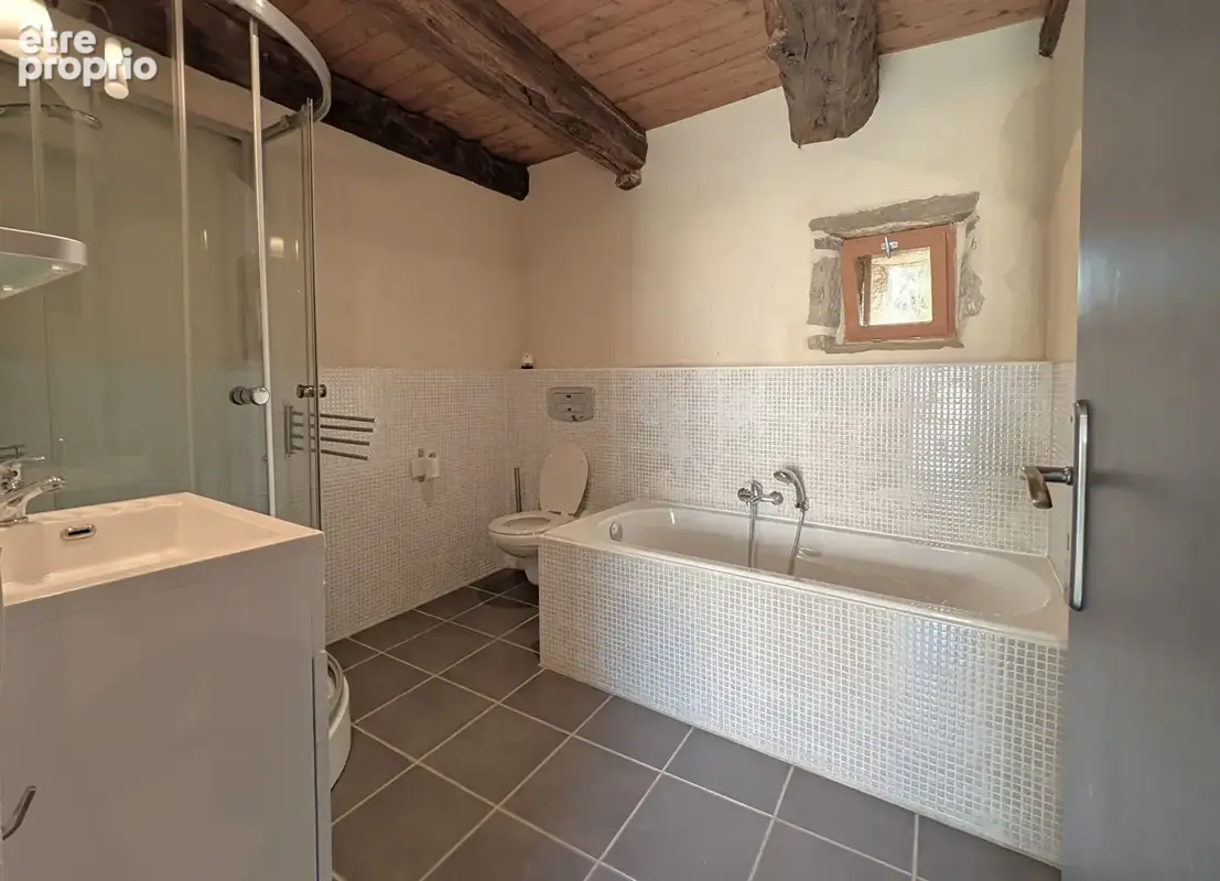 Grande maison familiale 5 chambres, 3 gîtes, 39ha. - photo 8