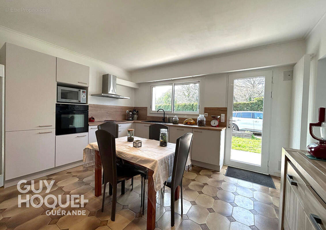 Maison à LA TURBALLE