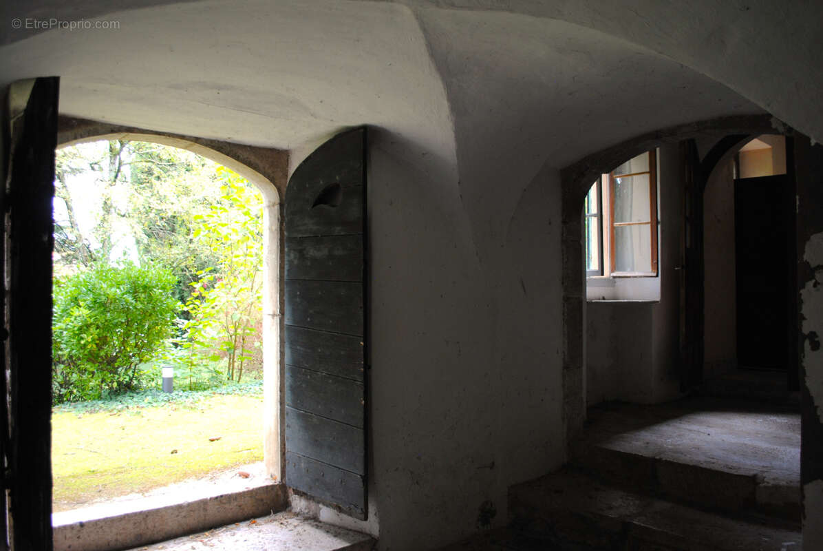 Maison à CHINDRIEUX