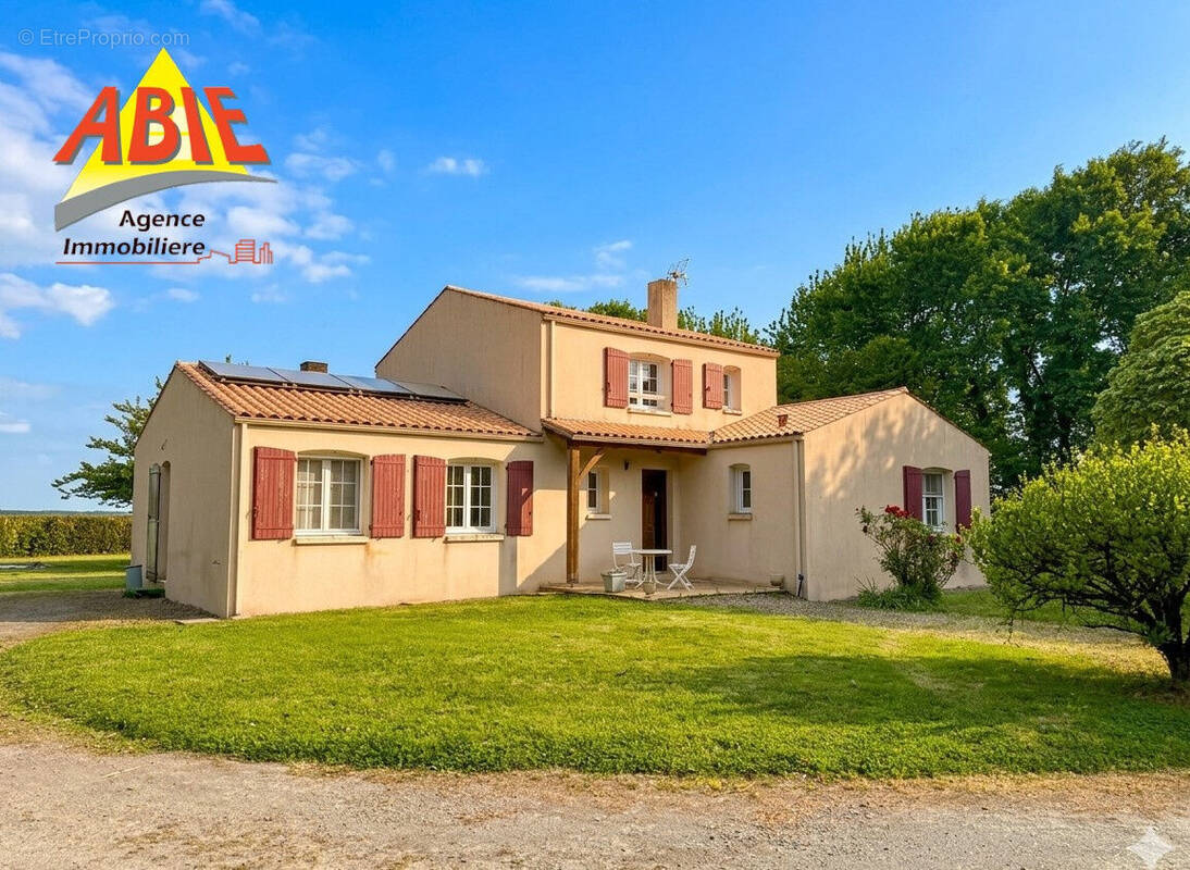 Photo 1 - Maison à PETOSSE