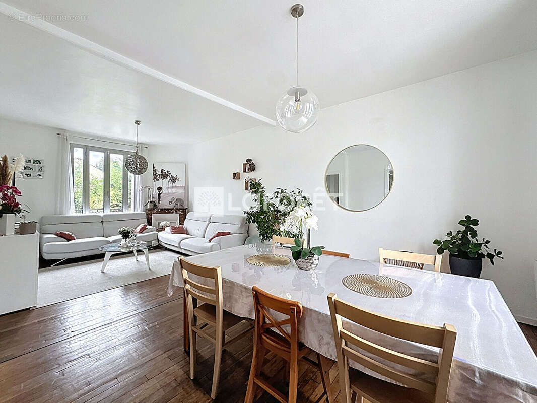 Maison à BONNEUIL-SUR-MARNE