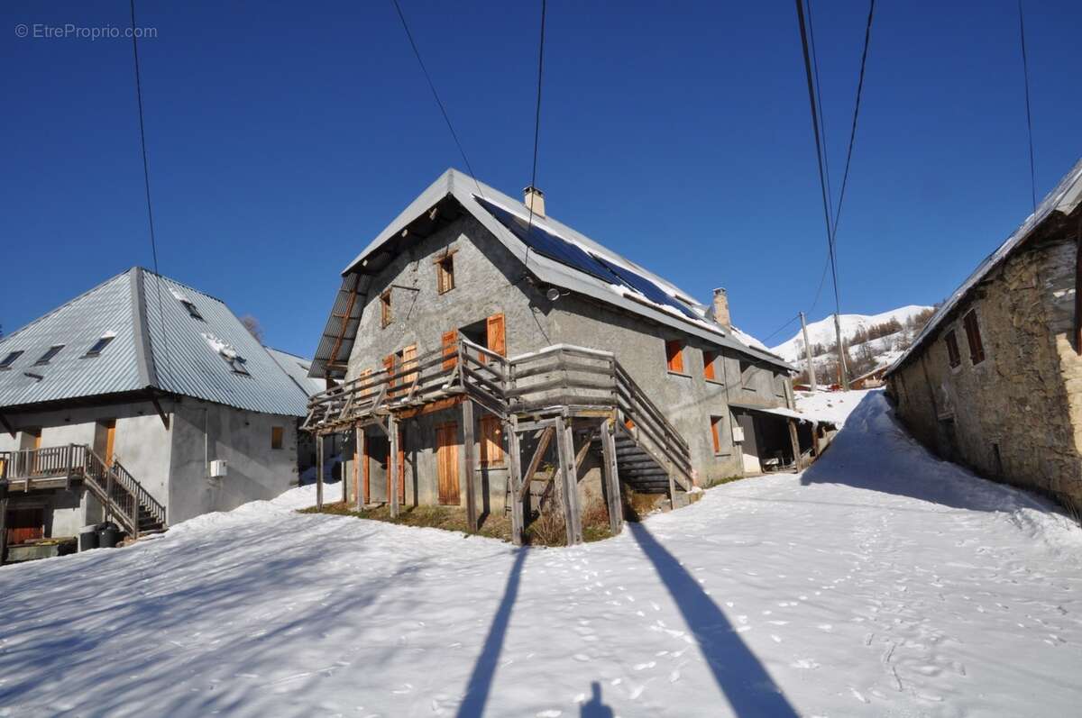 Dpt Alpes de Haute Provence (04), à vendre ALLOS Authentique Maison en pierres 350 m²  Belle Vue Montagnes - photo 10