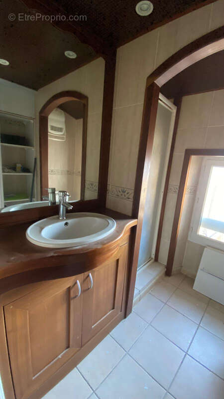Appartement à LEZIGNAN-CORBIERES