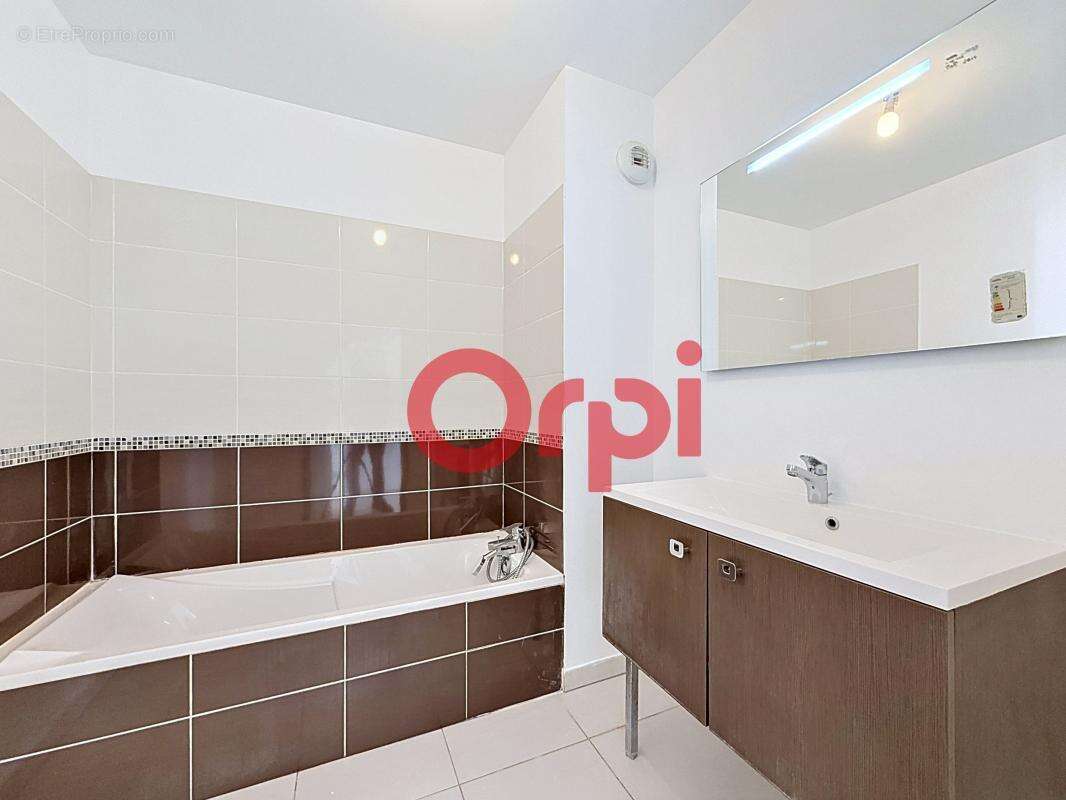Appartement à SANARY-SUR-MER