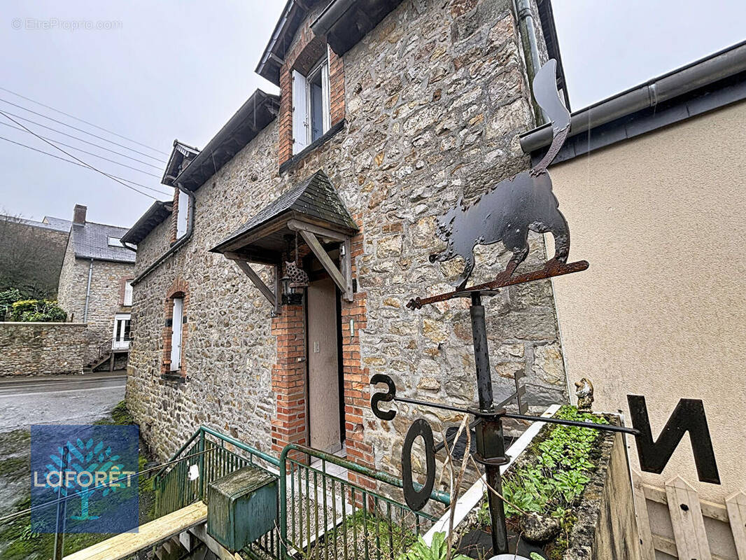 Maison à CHATILLON-EN-VENDELAIS