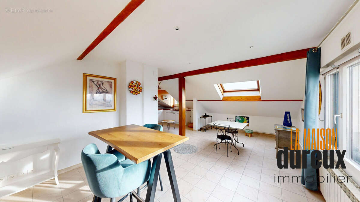 Appartement à SERRE-LES-SAPINS