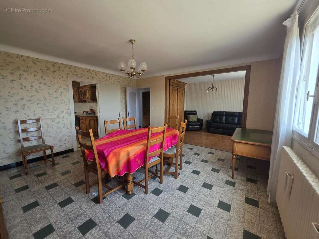 Photo 5 - Maison à NOYANT