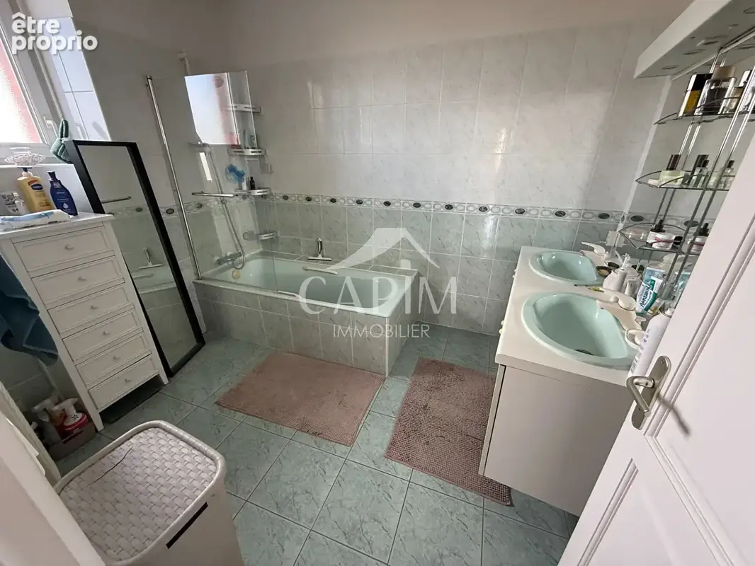 Maison Javene 7 pièce(s) 162m2 HAB- 5  Chambres - Garage - Grenier - Sous-sol - photo 12