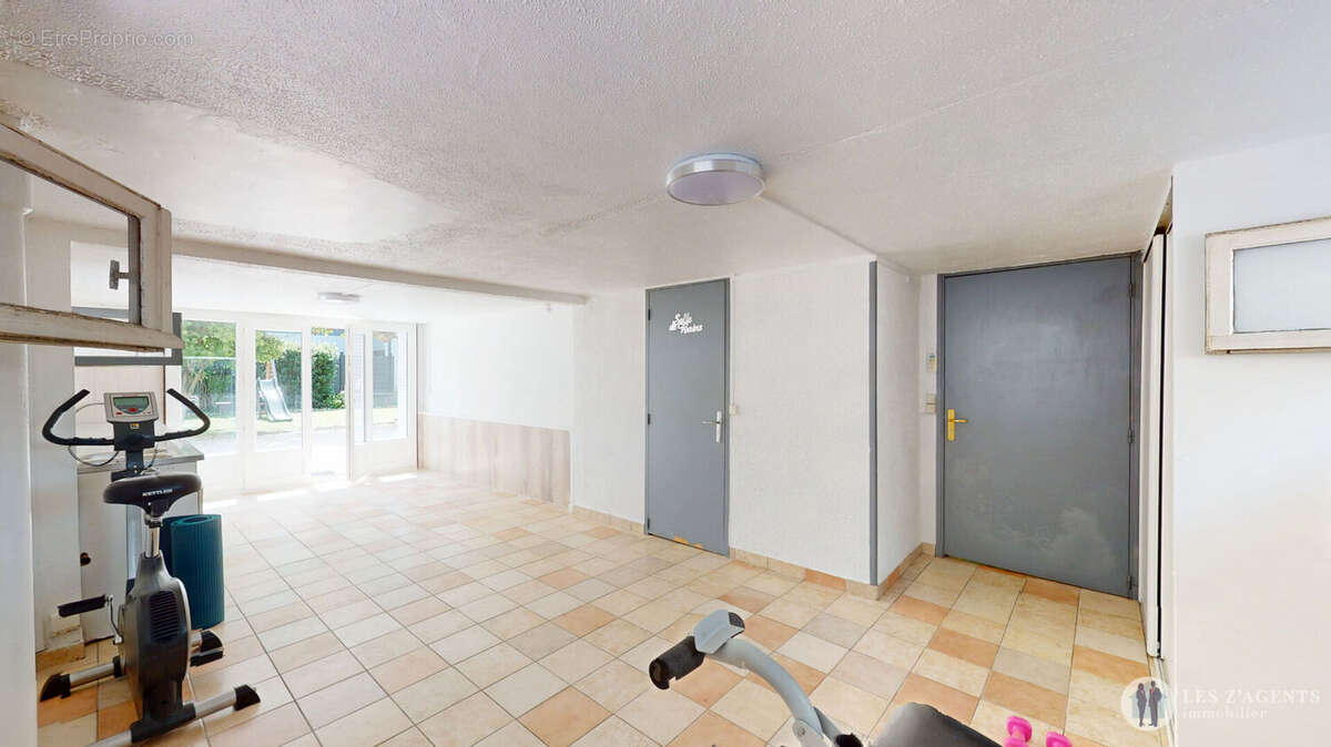 Appartement à SAINT-MARTIN-D'HERES