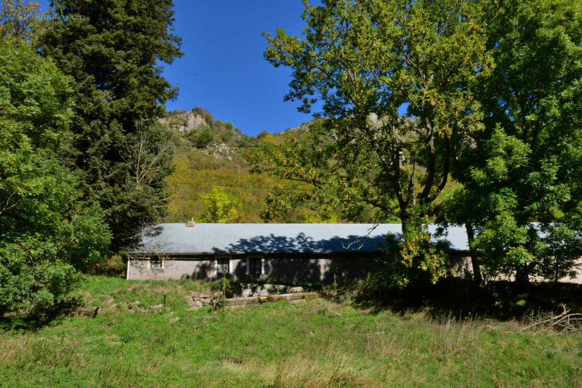 Maison à MAZOIRES