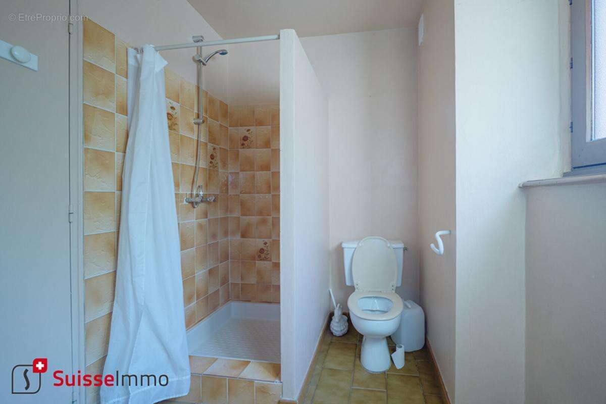 Maison à FESCHES-LE-CHATEL