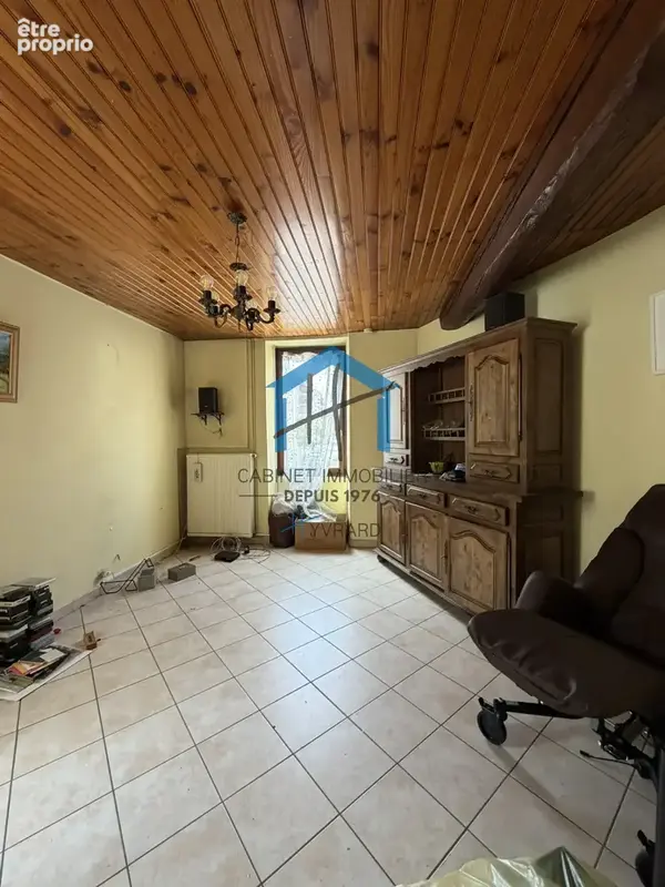 Maison de ville à réhabiliter de 65.34 m2 sur 288 m2 de terrain clos. - photo 3