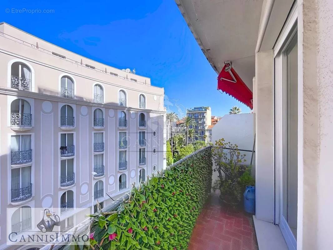 Appartement à CANNES