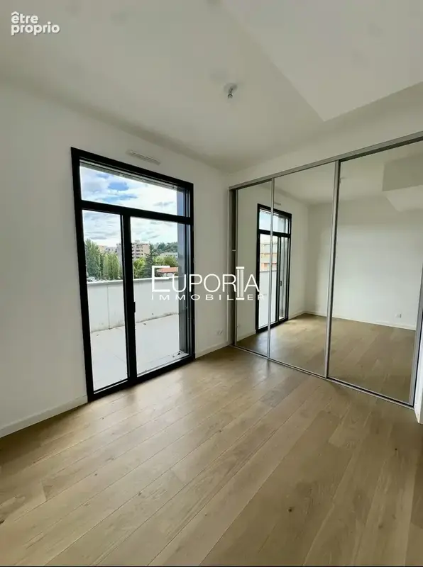 Appartement 5 pièces 121 m² à vendre à Tassin-La-Demi-Lune (69160) - photo 7
