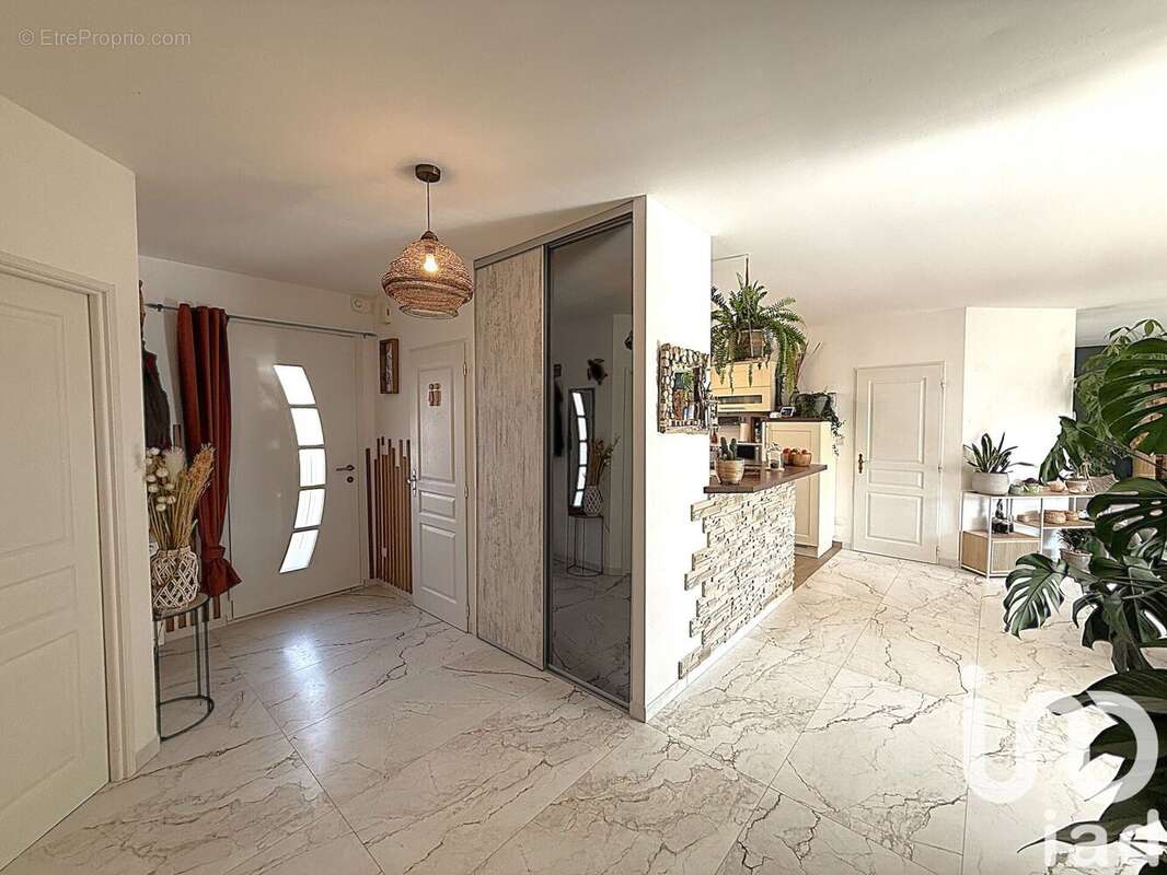 Photo 4 - Maison à CUTRY