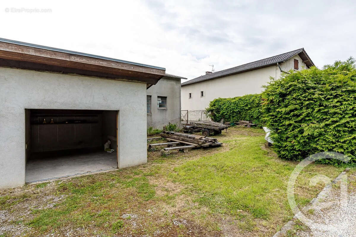 Appartement à VARCES-ALLIERES-ET-RISSET