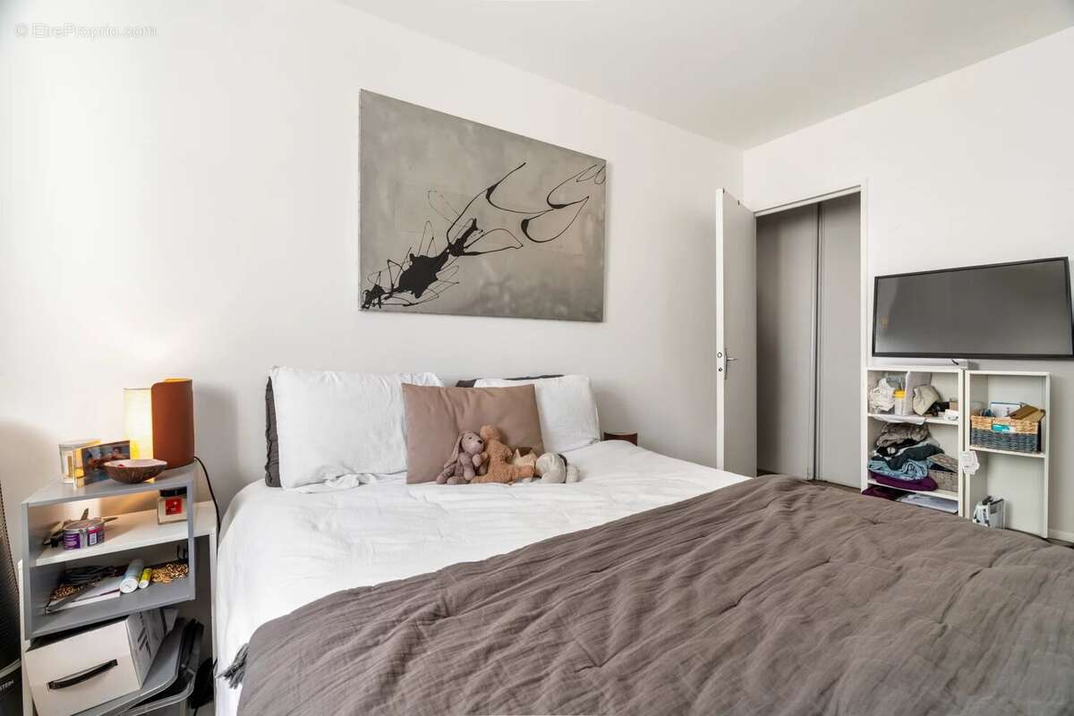 Appartement à LEVALLOIS-PERRET