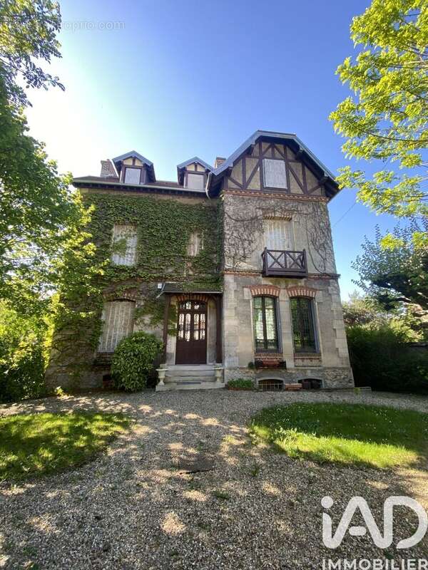 Photo 2 - Maison à AUVERS-SUR-OISE