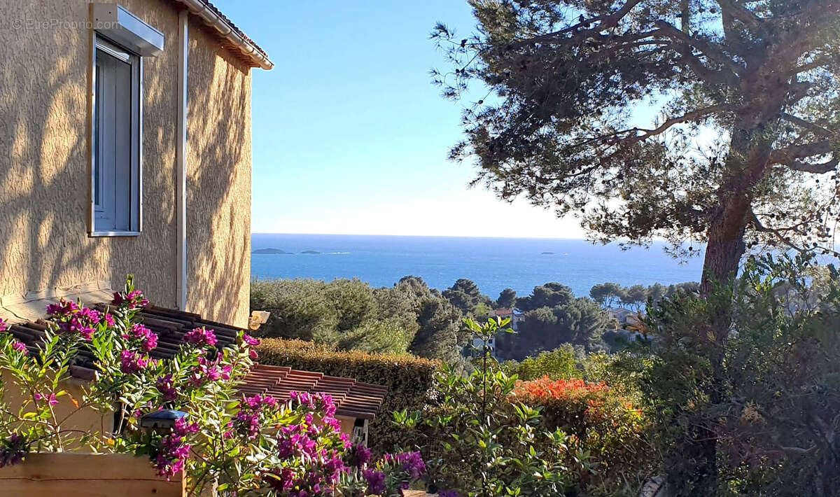 Maison à HYERES