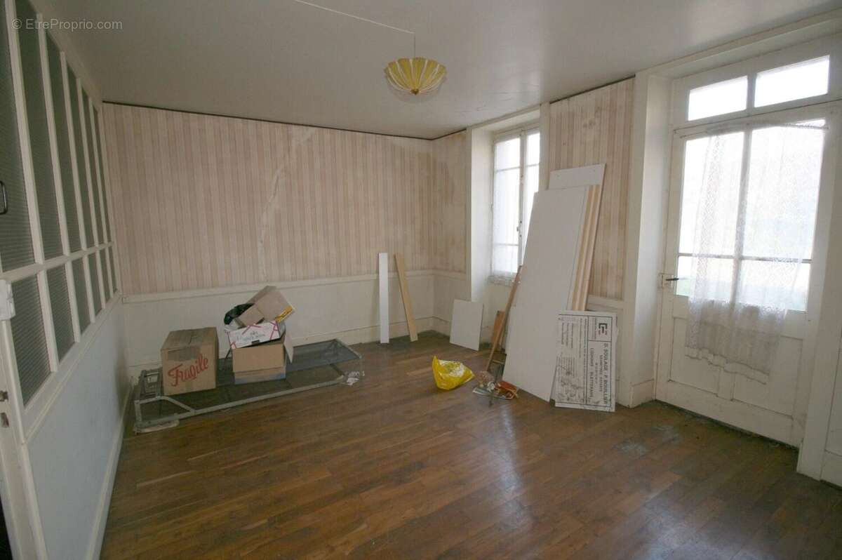 Photo 5 - Maison à LONS-LE-SAUNIER