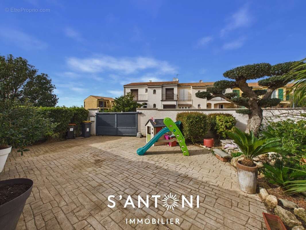 BEZIERS- VILLA T5 plain pied garage - photo 2