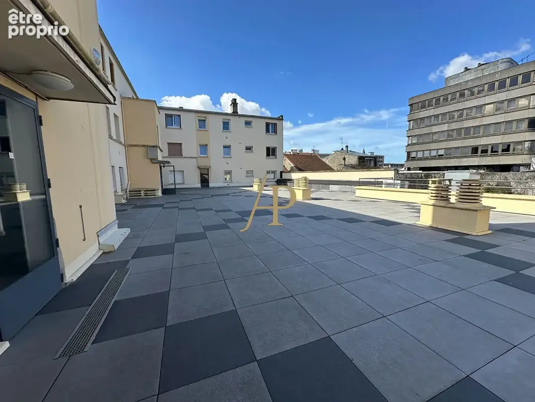 POISSY CENTRE Appartement  4 pièce(s) 89m2 - photo 4