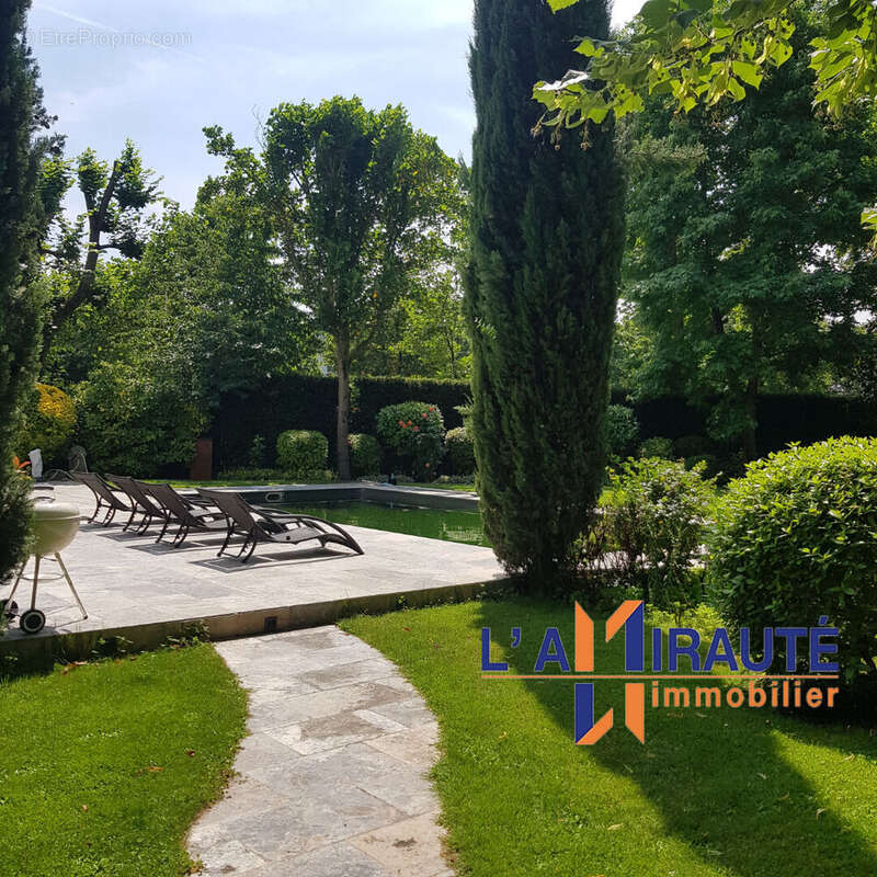 Demeure d'exception au coeur du Parc de Maisons-Laffitte - photo 14