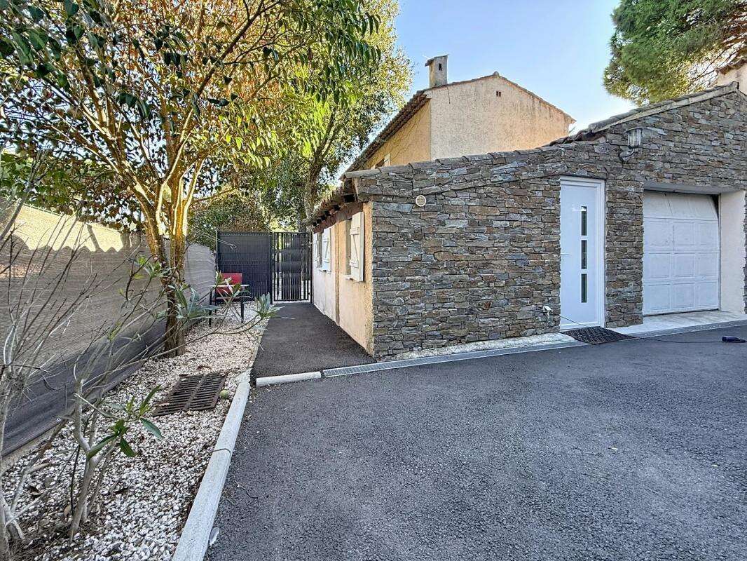 Maison à SAINT-RAPHAEL