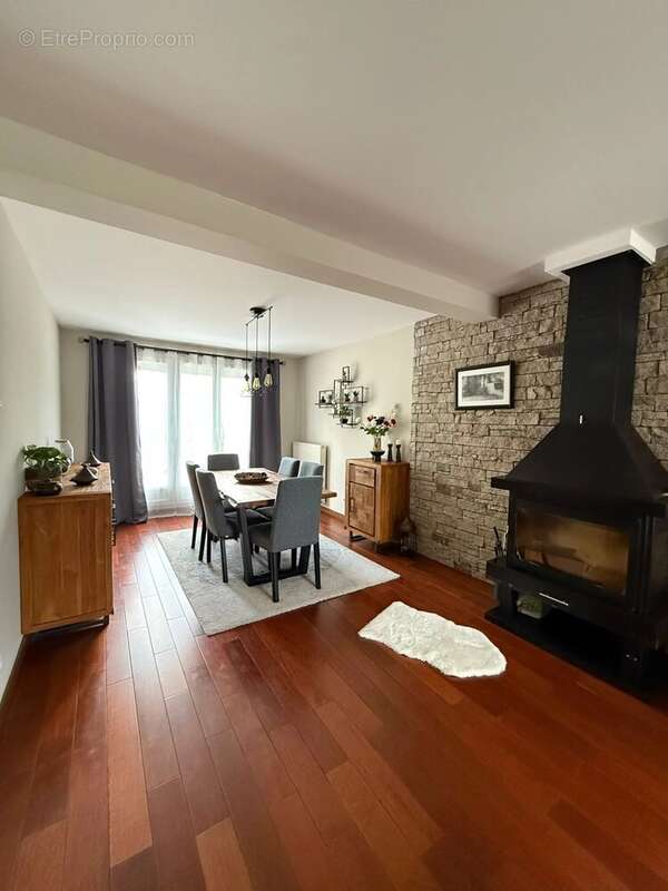 Maison à LONGPONT-SUR-ORGE