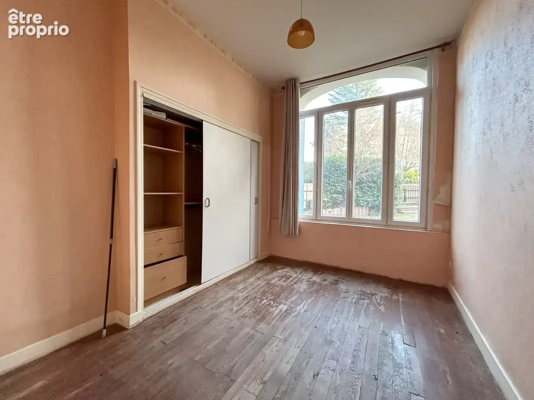Appartement 5 pièces 70 m² à vendre à Neris-Les-Bains (03310) - photo 6