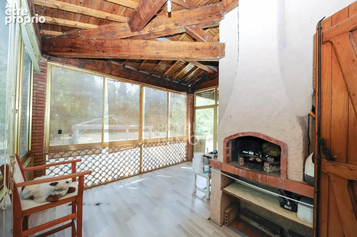 Maison T5 110 m2 Plain pied LA GARDE - 2300 m2 de terrain avec piscine - photo 13