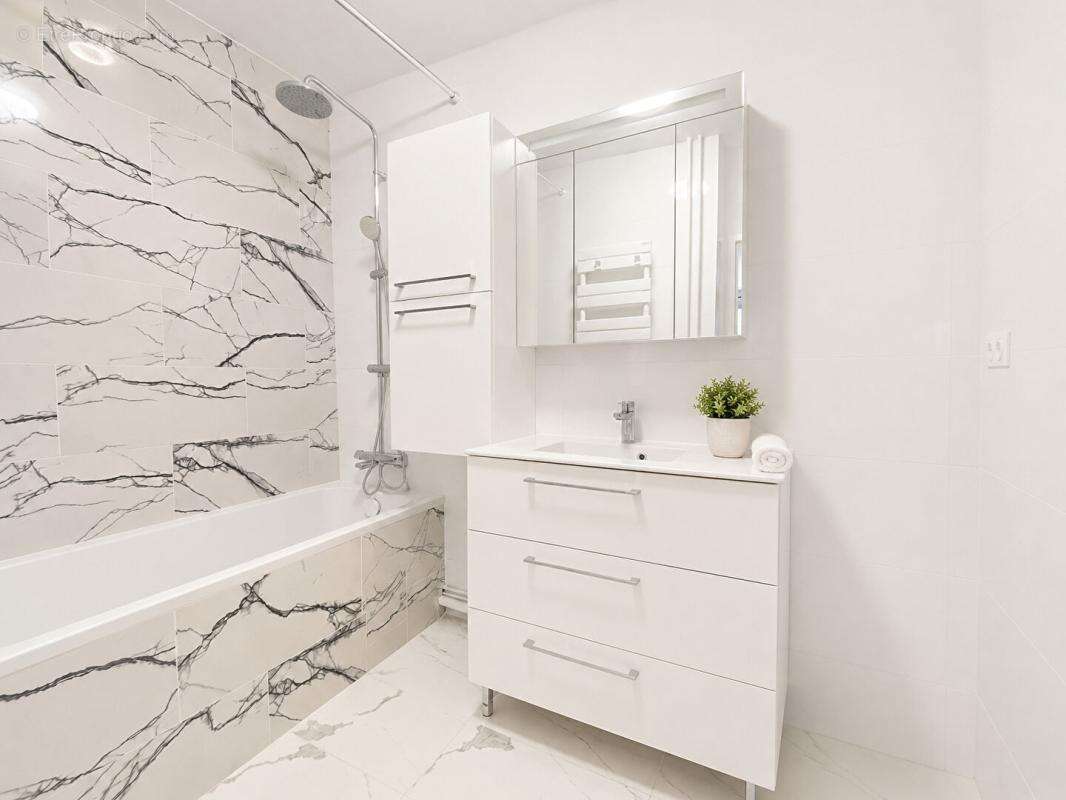 Appartement à SEVRES
