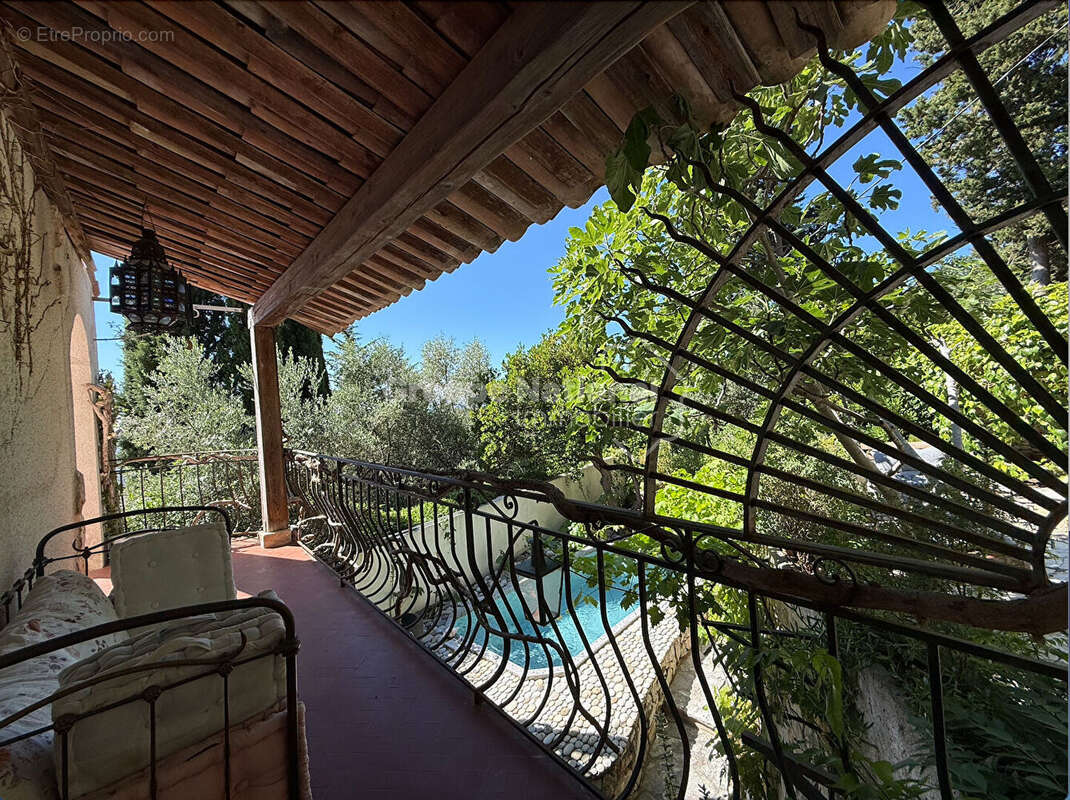 Rare sur le secteur Maison de caractère Le Tignet 4/5pièce(s) 170 m2 - photo 13