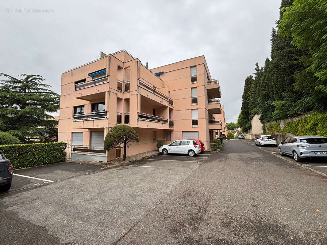 Appartement à CAHORS