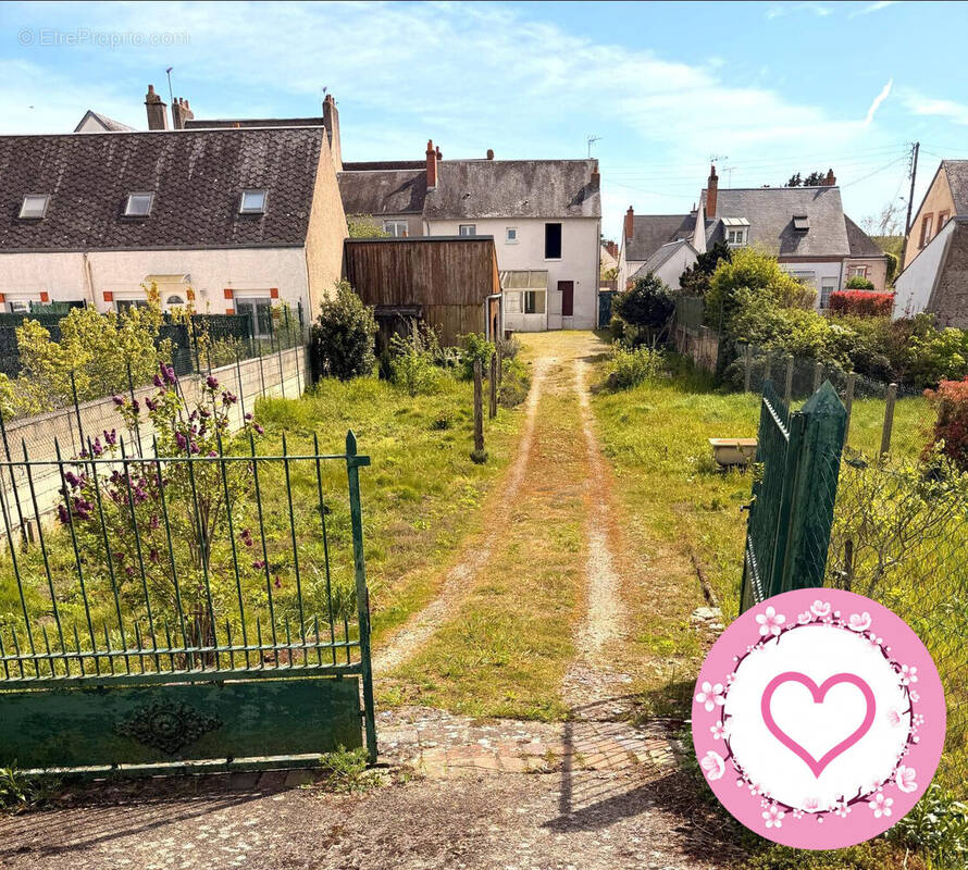 Maison à SULLY-SUR-LOIRE
