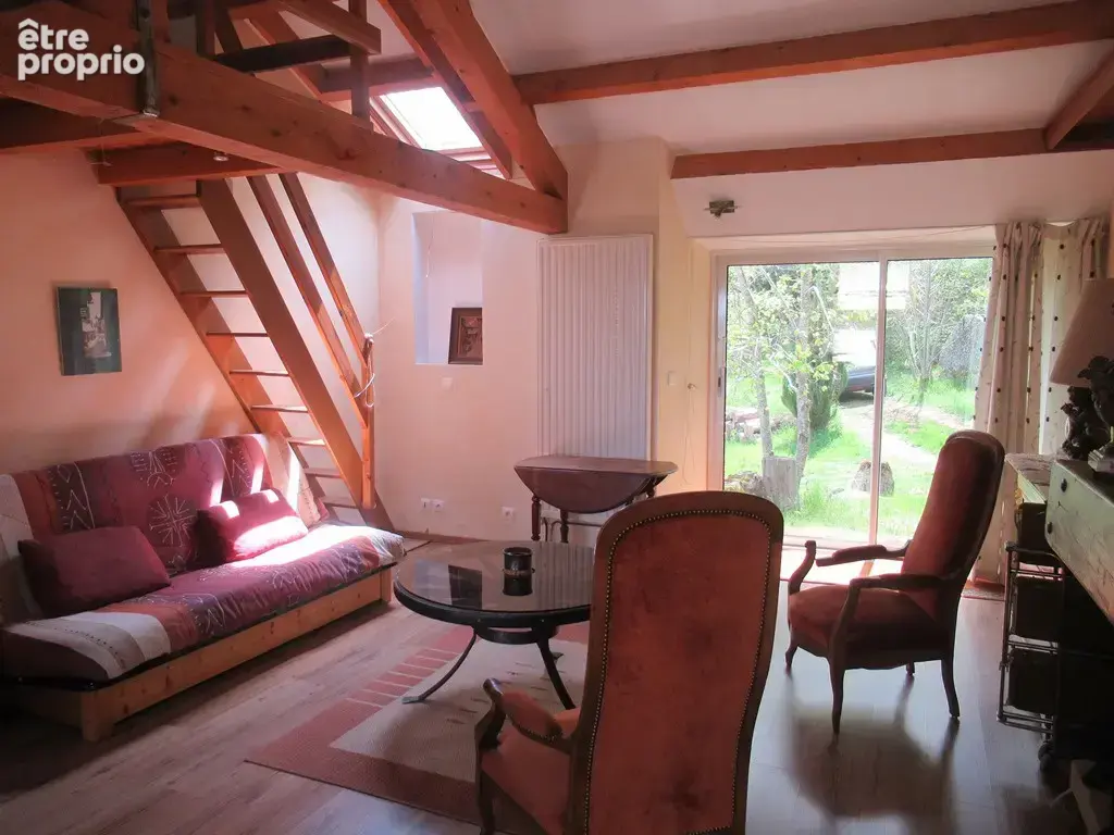 Ancienne ferme avec 1100 m2 de terrain - photo 12