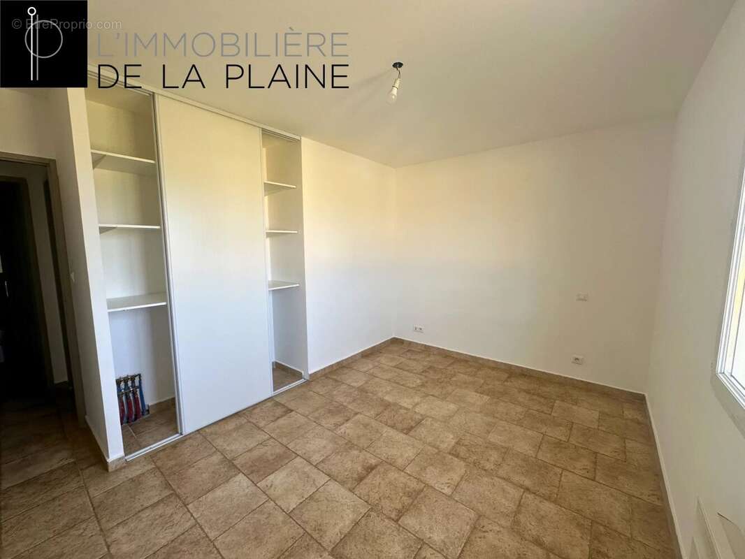 A vendre -  Villa T4 à Folelli - photo 4