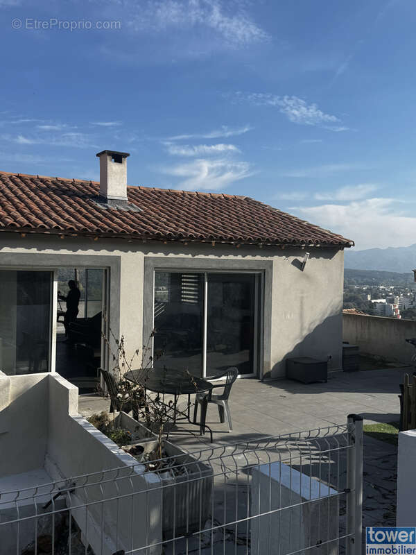 Maison à MARSEILLE-11E