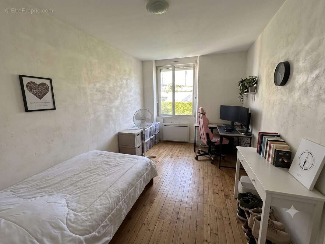 Appartement 55 m² à Doue-La-Fontaine  - photo 2