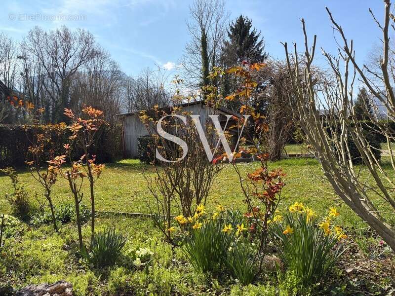 Maison à SAINT-JORIOZ